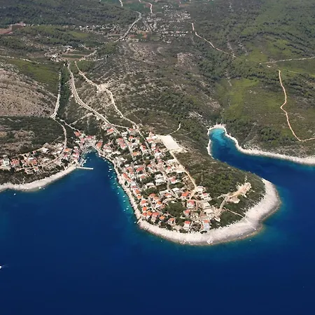 펜션 Seaside House For Families With Children Zavalatica, Korcula - 19045