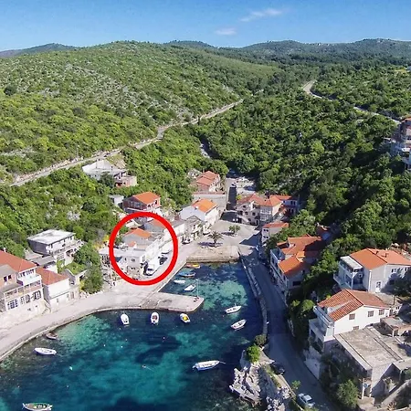 펜션 Seaside House For Families With Children Zavalatica, Korcula - 19045 Čara