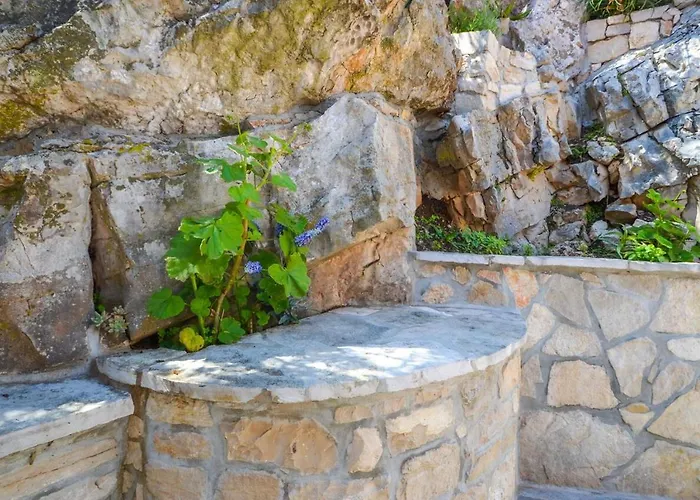 Seaside House For Families With Children Zavalatica, Korcula - 19045 펜션