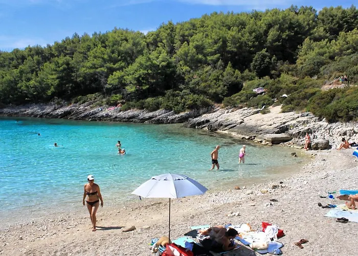 펜션 Seaside House For Families With Children Zavalatica, Korcula - 19045