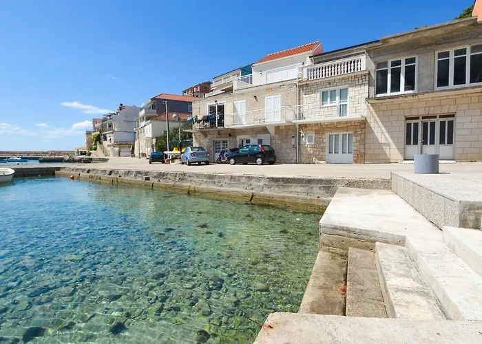 Seaside House For Families With Children Zavalatica, Korcula - 19045 * Čara