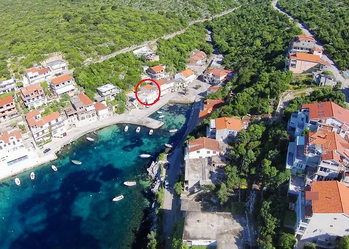 펜션 Seaside House For Families With Children Zavalatica, Korcula - 19045