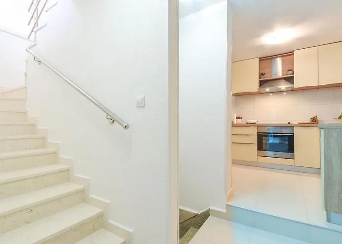 Seaside House For Families With Children Zavalatica, Korcula - 19045 펜션 Čara